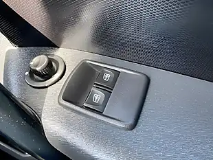 Used 2018 Renault Kangoo Maxi Business+ White - Interior and Exterior details 6