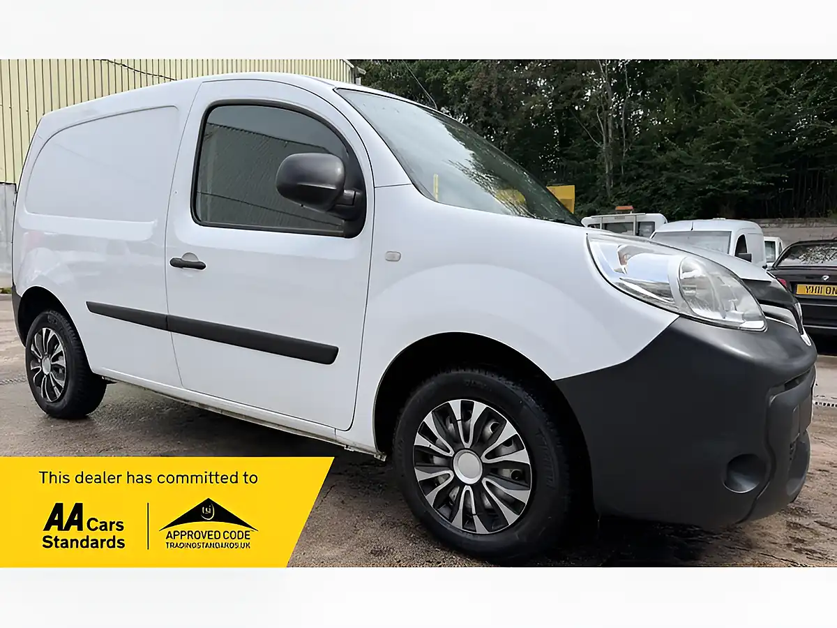 Used 2018 Renault Kangoo ML19 Business White - Front View