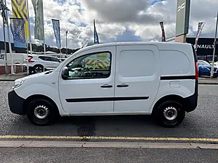 Used 2018 Renault Kangoo White - Interior and Exterior details 4