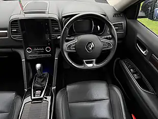 Used 2018 Renault Koleos Signature Nav Admiral Blue - Interior and Exterior details 8