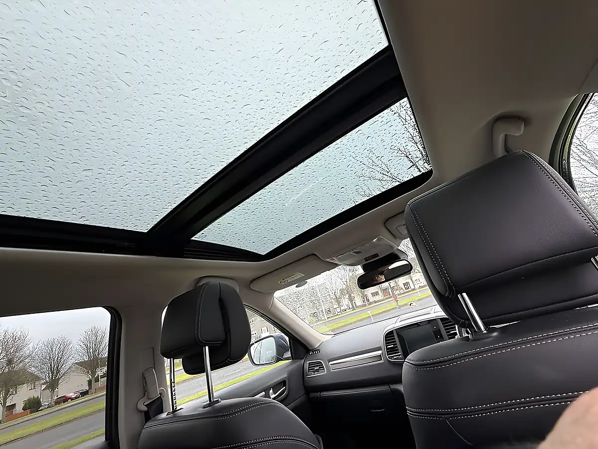 Used 2018 Renault Koleos Signature Nav Admiral Blue - Interior and Exterior details 9