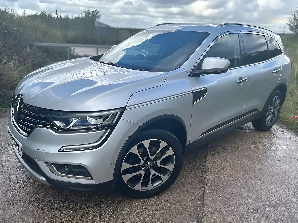 Used 2018 Renault Koleos Signature Nav Silver - Interior and Exterior details 6