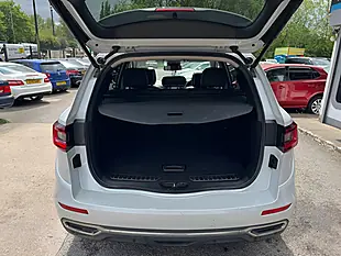 Used 2018 Renault Koleos Signature Nav White - Interior and Exterior details 13
