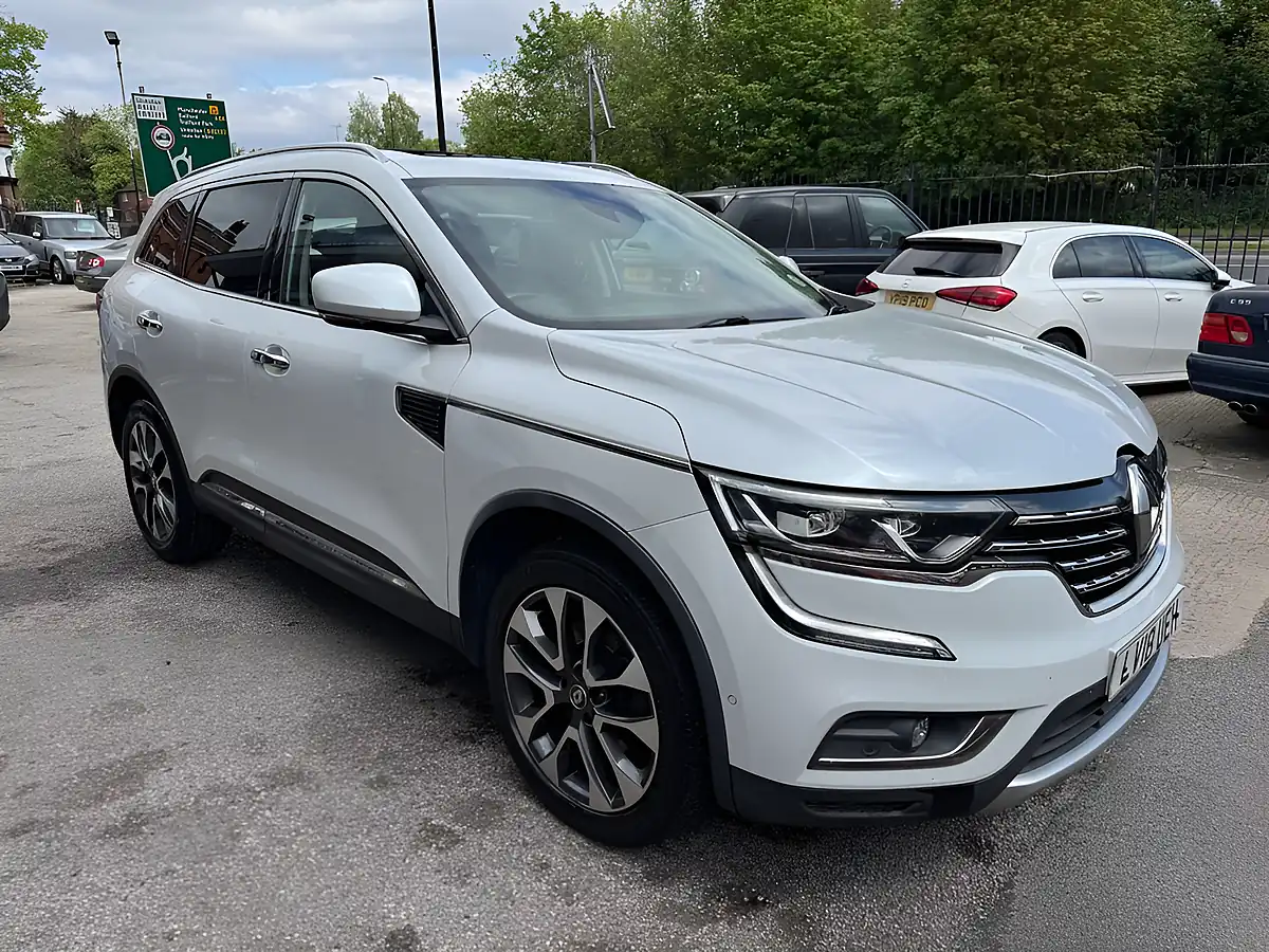 Used 2018 Renault Koleos Signature Nav White - Interior and Exterior details 6