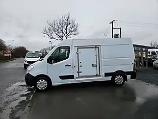 Used 2018 Renault Master 35 Lwb Fridge/Freezer White - Interior and Exterior details 5