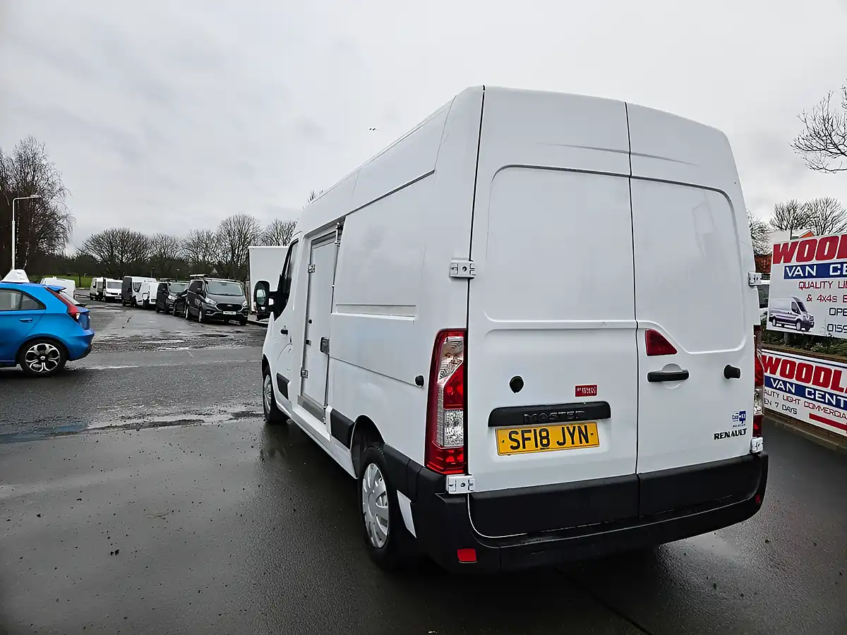 Used 2018 Renault Master 35 Lwb Fridge/Freezer White - Interior and Exterior details 6