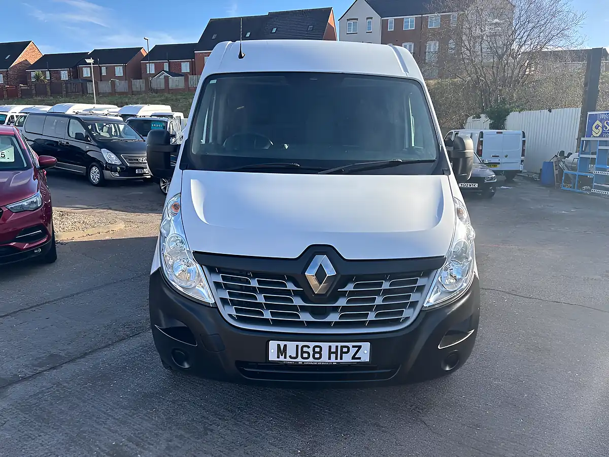 Used 2018 Renault Master Business White - Interior and Exterior details 2