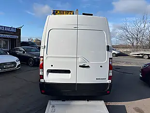 Used 2018 Renault Master Business White - Interior and Exterior details 4