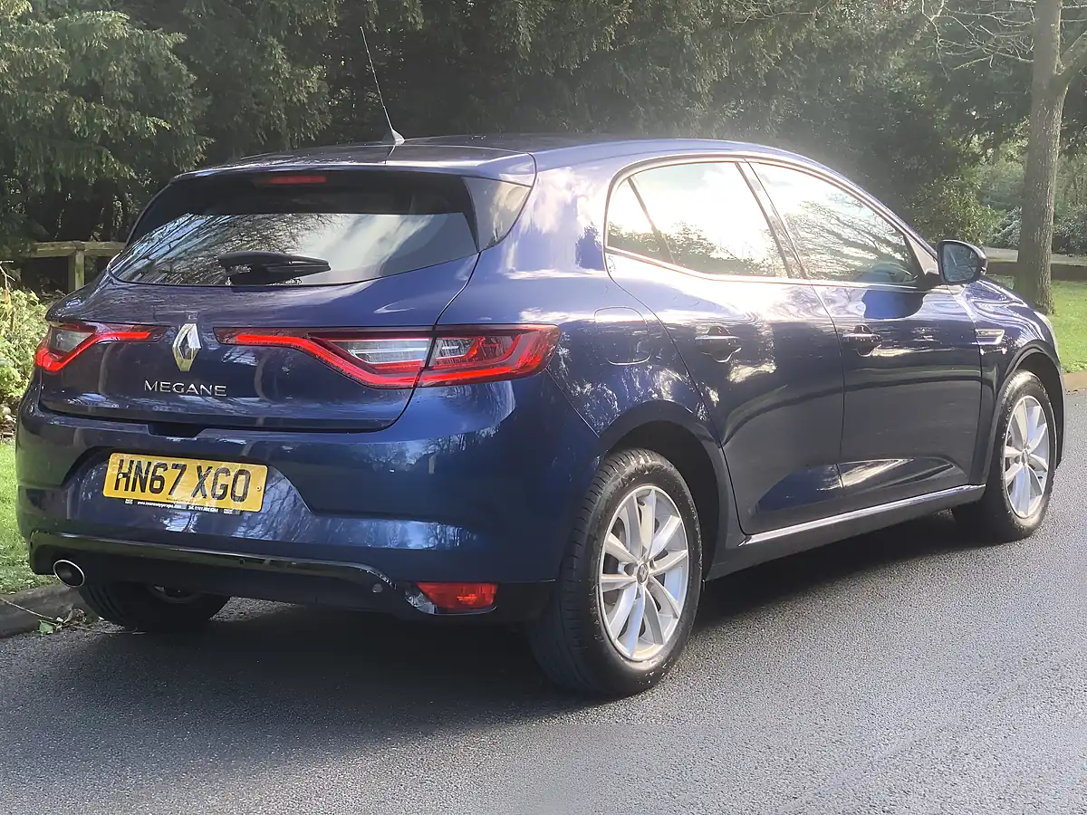 Used 2018 Renault Megane Dynamique Nav Cosmos Blue Metallic - Interior and Exterior details 3