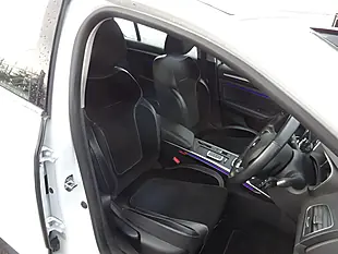 Used 2018 Renault Megane Dynamique Nav Sport Tourer White - Interior and Exterior details 16