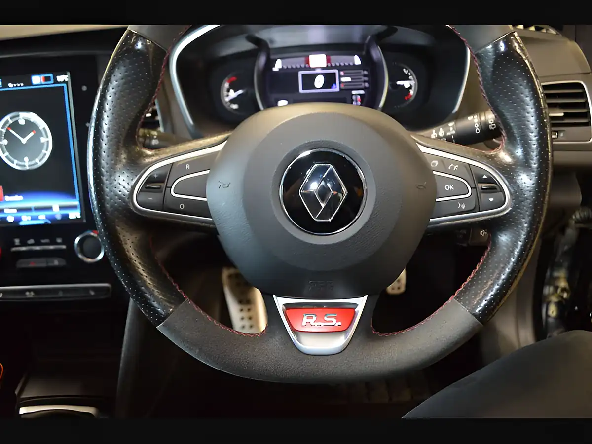 Used 2018 Renault Megane R.S.280 Diamond Black - Interior and Exterior details 17