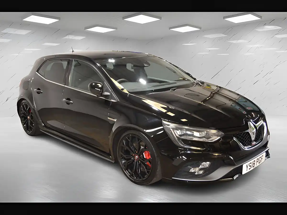 Used 2018 Renault Megane R.S.280 Diamond Black - Interior and Exterior details 4