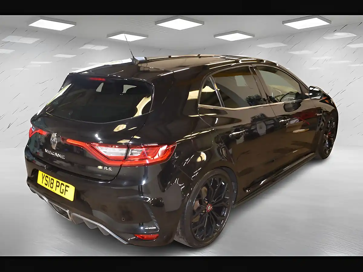 Used 2018 Renault Megane R.S.280 Diamond Black - Interior and Exterior details 6