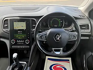 Used 2018 Renault Megane Signature Nav White - Interior and Exterior details 11