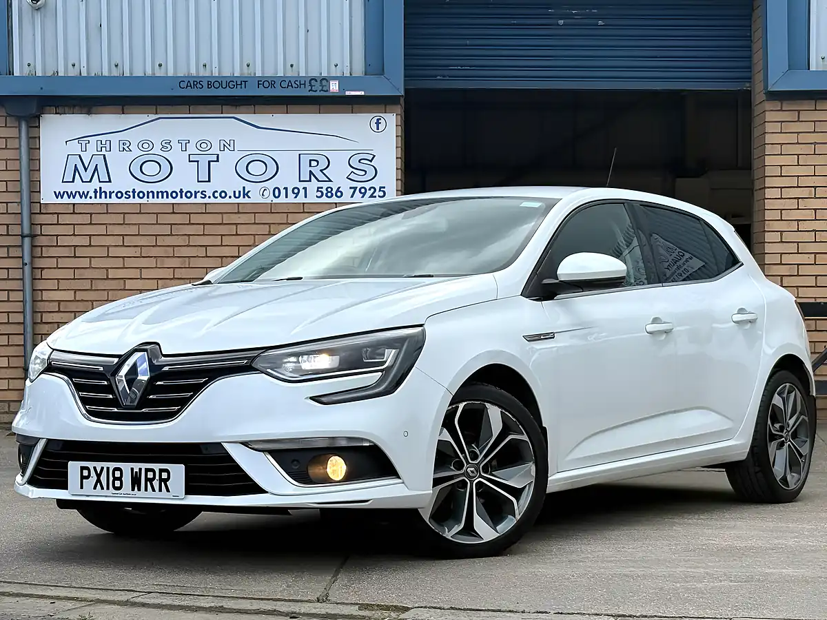 Used 2018 Renault Megane Signature Nav White - Interior and Exterior details 2