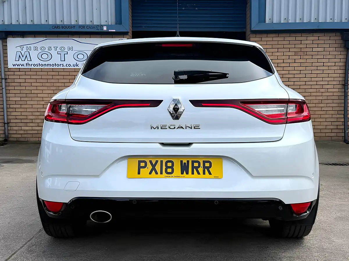 Used 2018 Renault Megane Signature Nav White - Interior and Exterior details 8