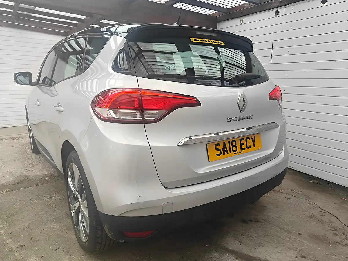 Used 2018 Renault Scenic Dynamique Nav Silver - Interior and Exterior details 11