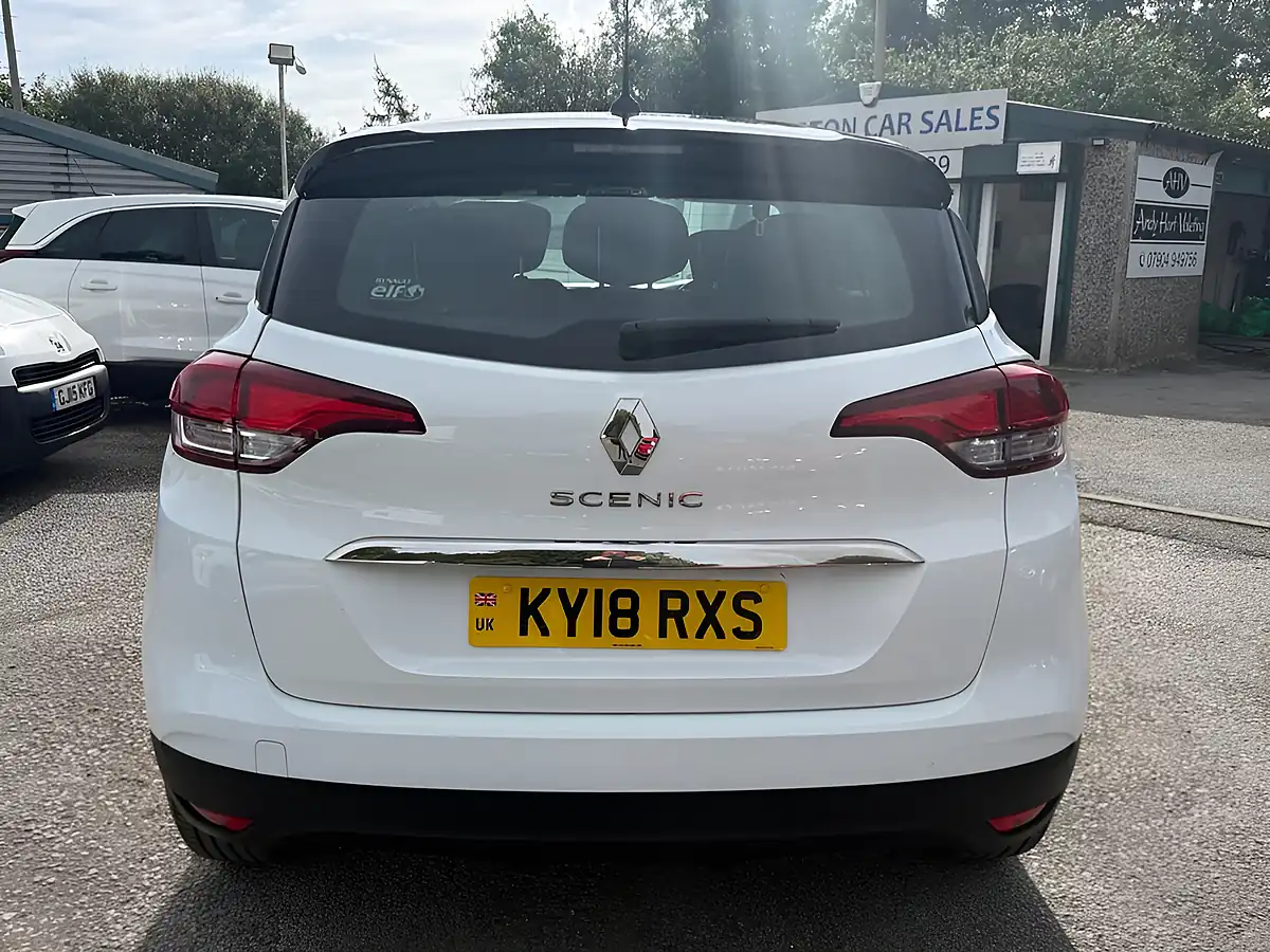 Used 2018 Renault Scenic Dynamique Nav White - Interior and Exterior details 11