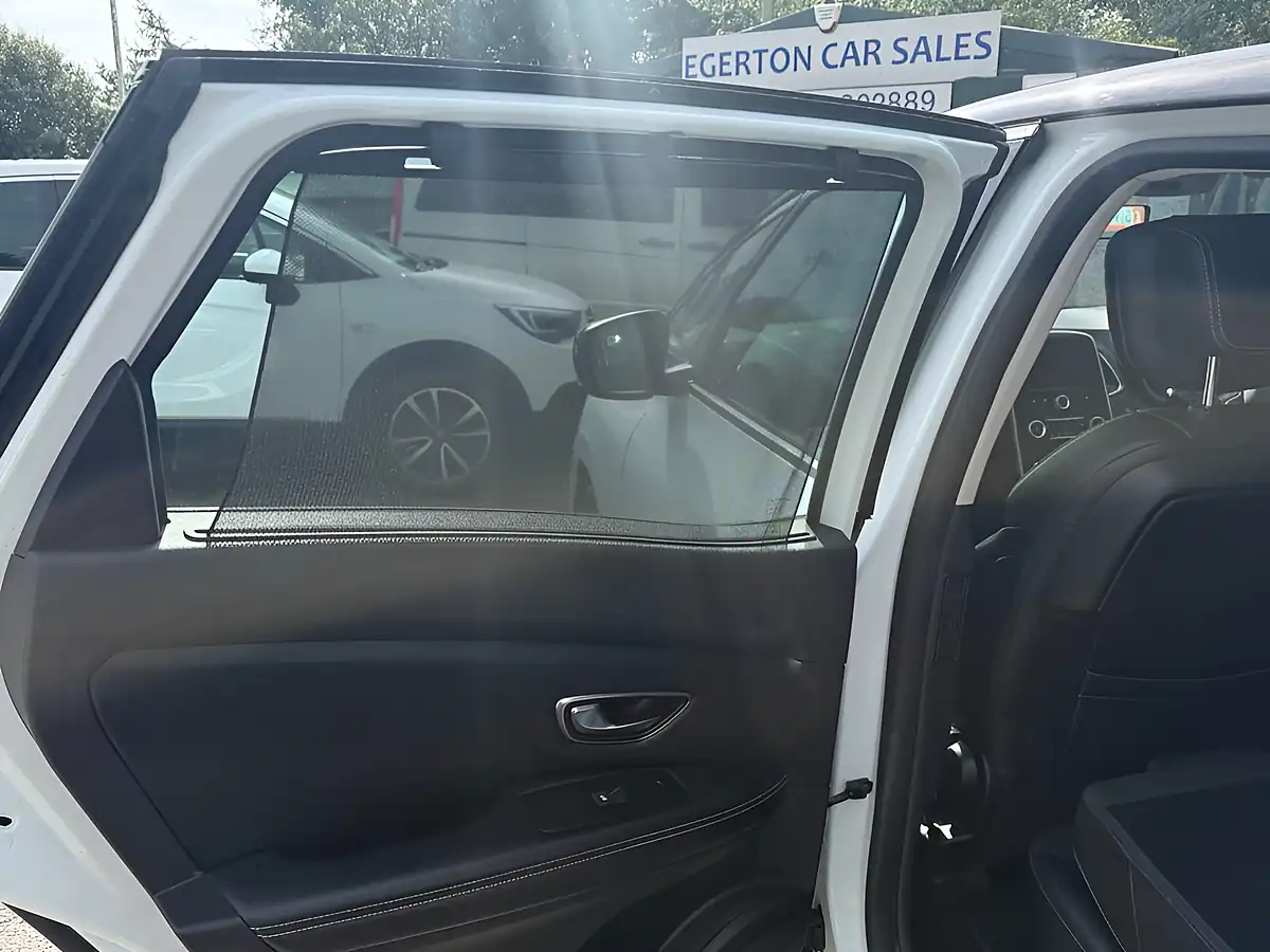 Used 2018 Renault Scenic Dynamique Nav White - Interior and Exterior details 13