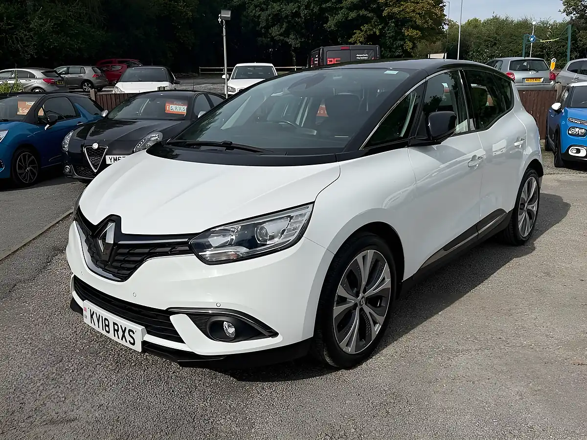 Used 2018 Renault Scenic Dynamique Nav White - Interior and Exterior details 8