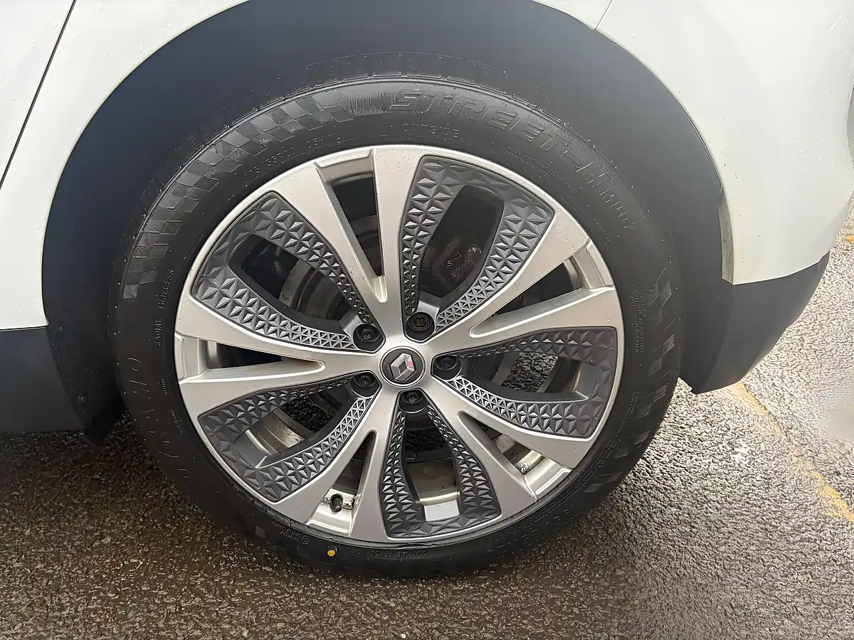 Used 2018 Renault Scenic Dynamique Nav White - Interior and Exterior details 12