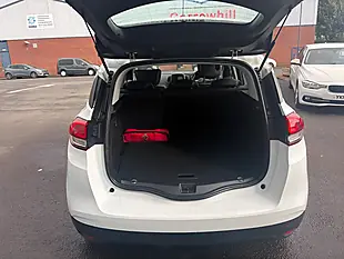 Used 2018 Renault Scenic Dynamique Nav White - Interior and Exterior details 15