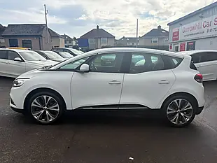 Used 2018 Renault Scenic Dynamique Nav White - Interior and Exterior details 5