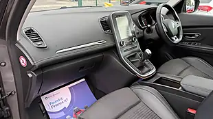 Used 2018 Renault Scenic Dynamique S Nav Grey - Interior and Exterior details 16