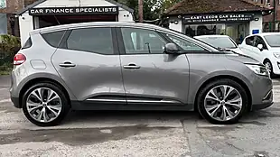 Used 2018 Renault Scenic Dynamique S Nav Grey - Interior and Exterior details 2