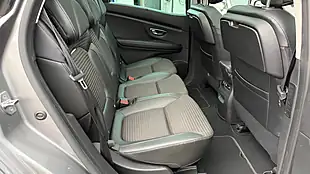 Used 2018 Renault Scenic Dynamique S Nav Grey - Interior and Exterior details 20