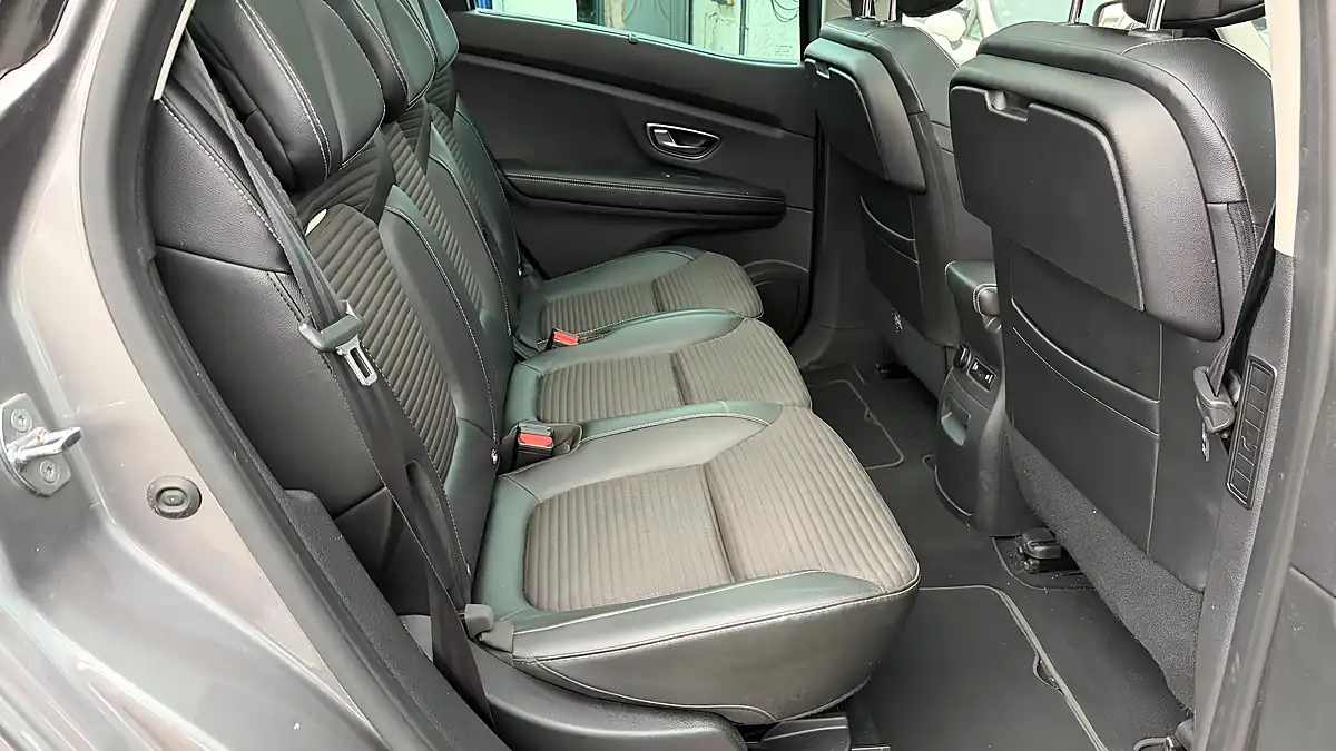 Used 2018 Renault Scenic Dynamique S Nav Grey - Interior and Exterior details 20