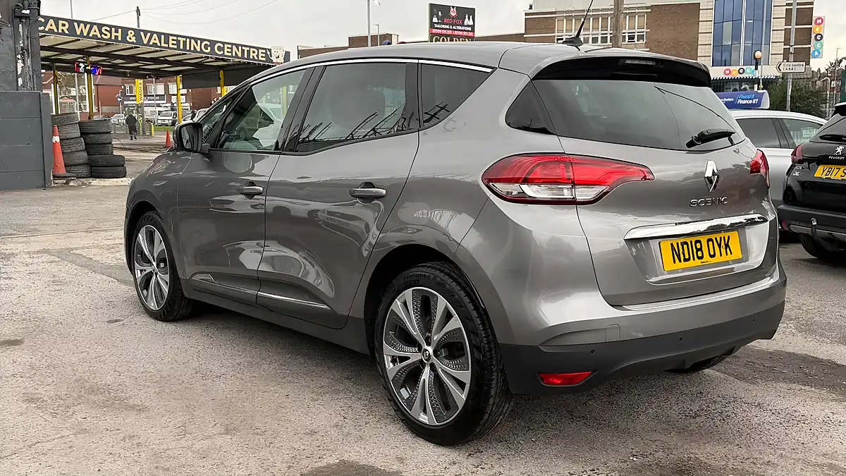 Used 2018 Renault Scenic Dynamique S Nav Grey - Interior and Exterior details 5