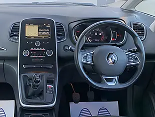 Used 2018 Renault Scenic Iconic Silver - Interior and Exterior details 2