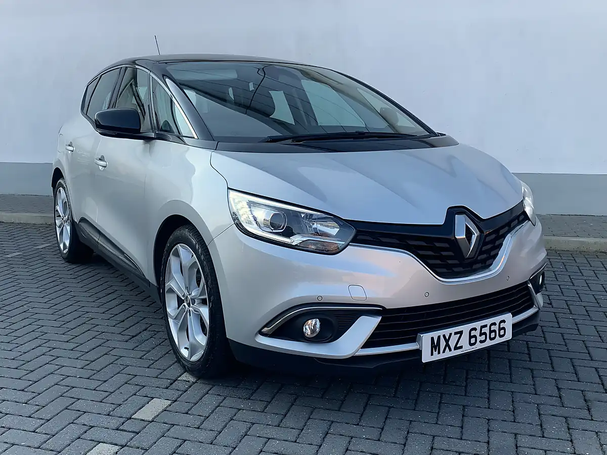 Used 2018 Renault Scenic Iconic Silver - Interior and Exterior details 6