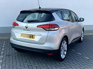 Used 2018 Renault Scenic Iconic Silver - Interior and Exterior details 9