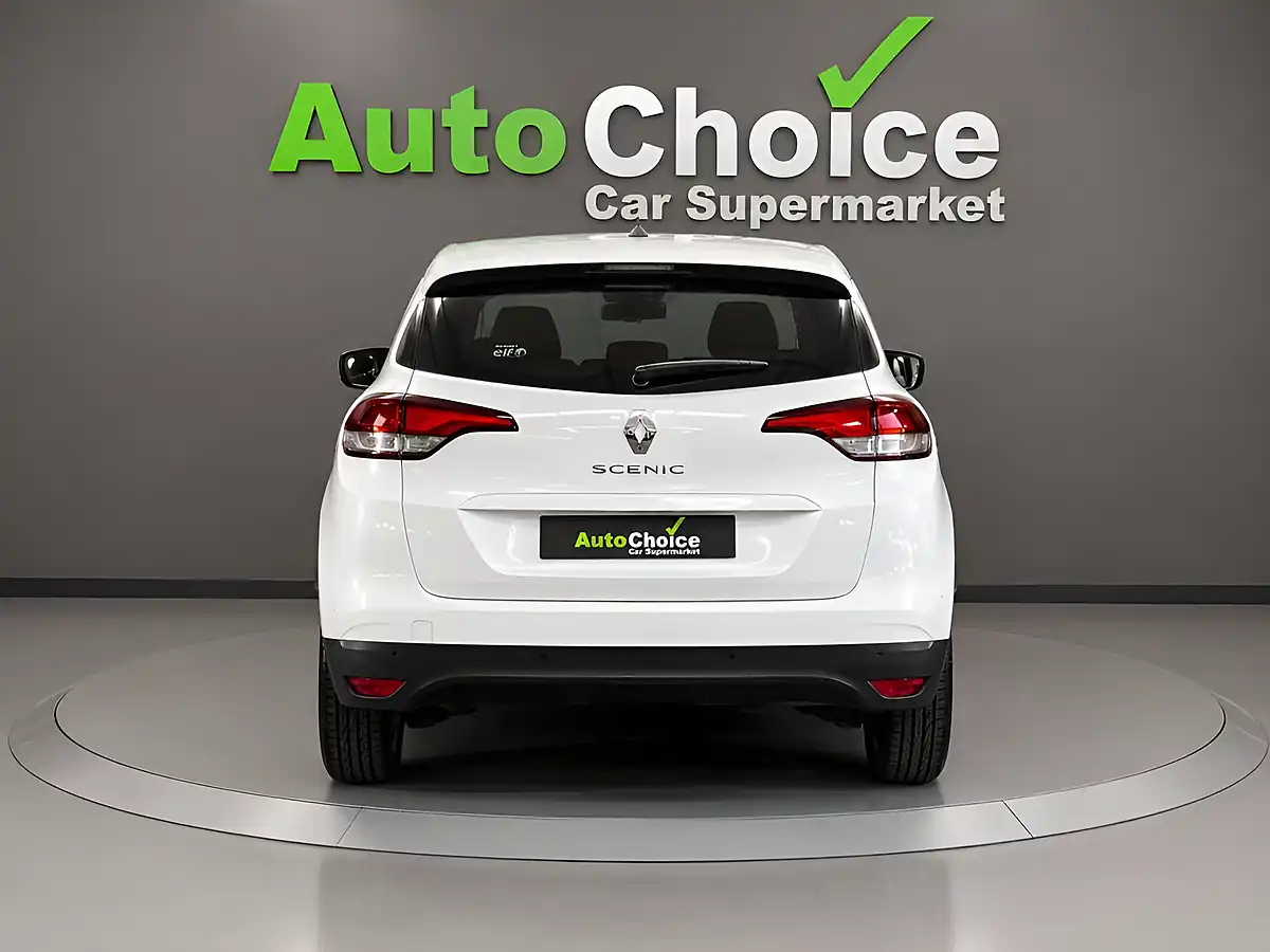 Used 2018 Renault Scenic Iconic White - Interior and Exterior details 6