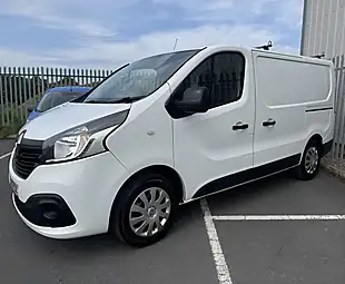 Used 2018 Renault Trafic Business + No Vat White - Interior and Exterior details 2