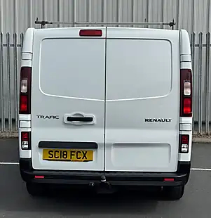 Used 2018 Renault Trafic Business + No Vat White - Interior and Exterior details 6