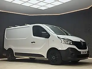 Used 2018 Renault Trafic Business White - Interior and Exterior details 4