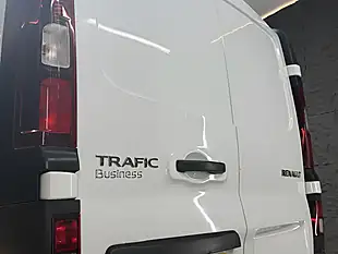 Used 2018 Renault Trafic Business White - Interior and Exterior details 8