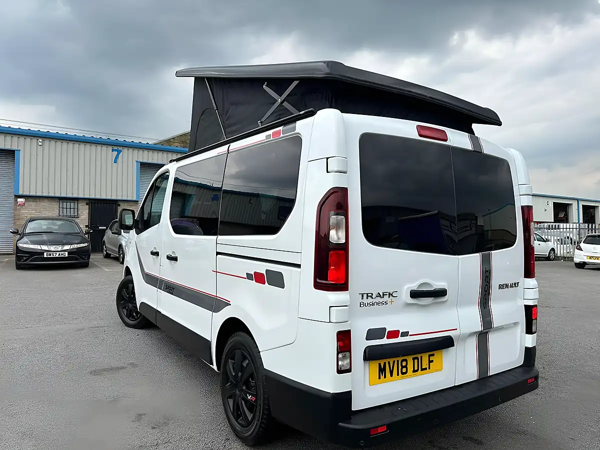 Used 2018 Renault Trafic Campervan White - Interior and Exterior details 12