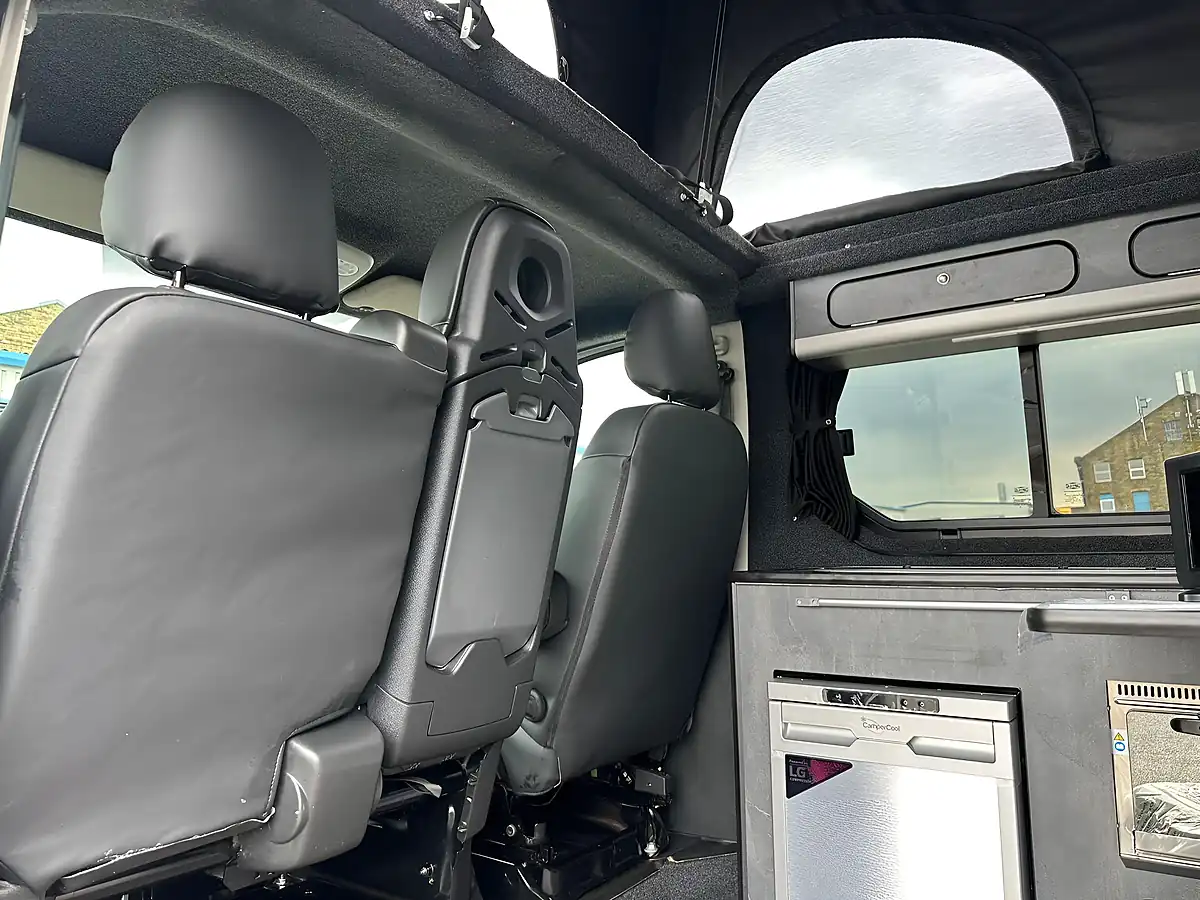 Used 2018 Renault Trafic Campervan White - Interior and Exterior details 17