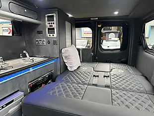 Used 2018 Renault Trafic Campervan White - Interior and Exterior details 4
