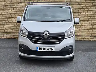 Used 2018 Renault Trafic Energy 27 Sport Nav Crew Van Swb Silver - Interior and Exterior details 7