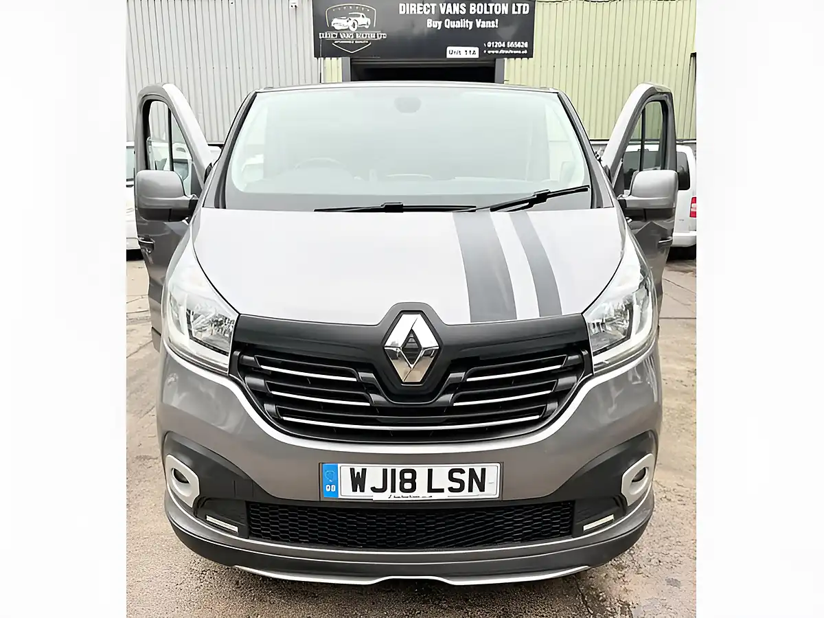 Used 2018 Renault Trafic Energy 27 Sport Nav Grey - Interior and Exterior details 2