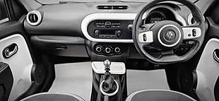 Used 2018 Renault Twingo Dynamique Energy Black - Interior and Exterior details 11