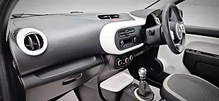 Used 2018 Renault Twingo Dynamique Energy Black - Interior and Exterior details 12