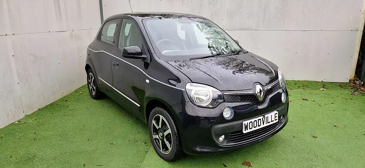 Used 2018 Renault Twingo Dynamique Energy Black - Interior and Exterior details 3