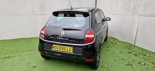 Used 2018 Renault Twingo Dynamique Energy Black - Interior and Exterior details 8