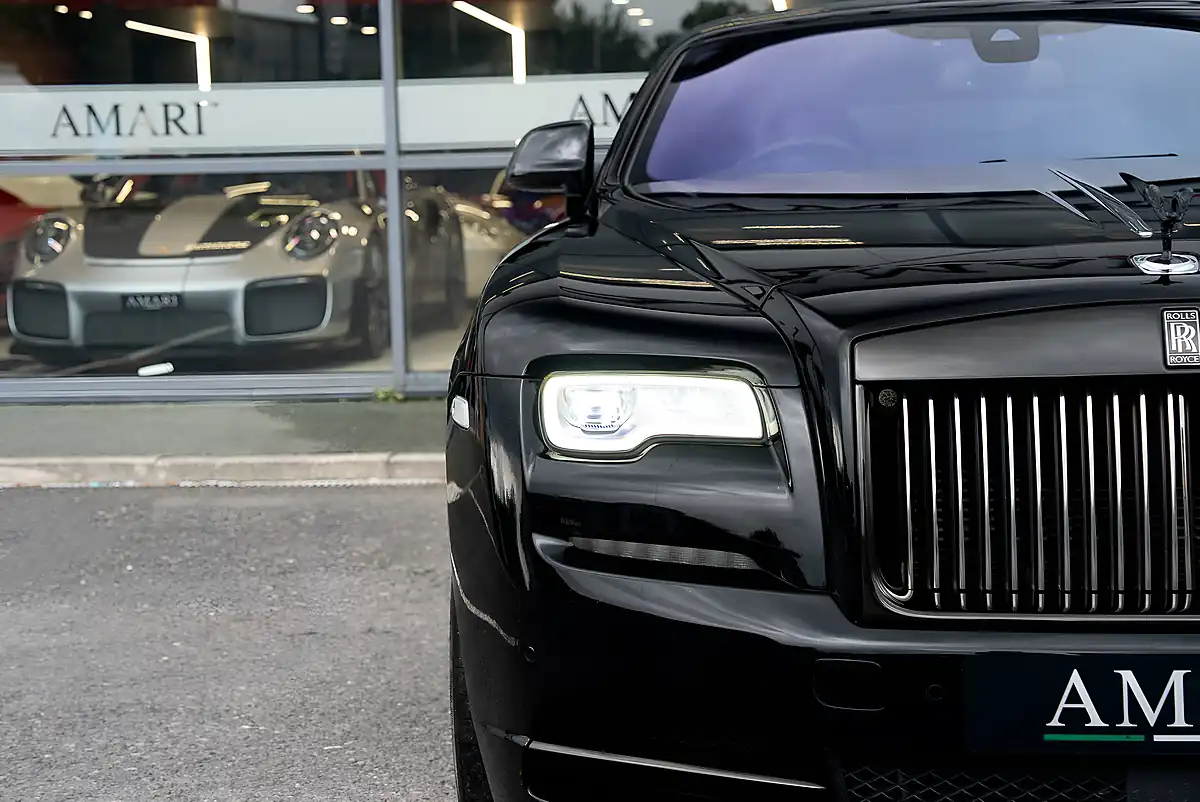 Used 2018 Rolls-Royce Wraith Black Badge Diamond Black - Interior and Exterior details 6